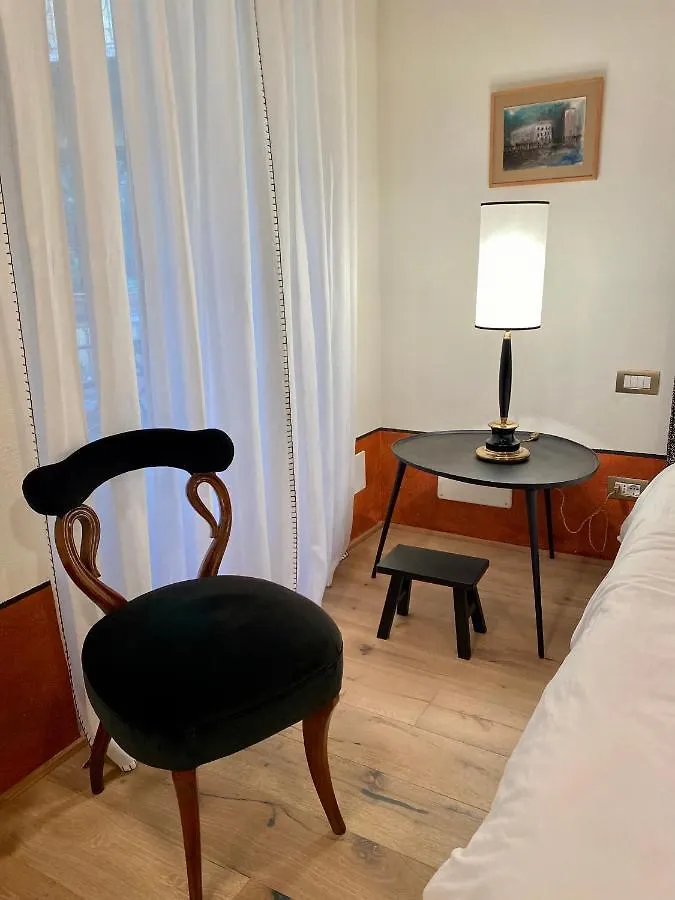 Residenza Radetzky Bed & Breakfast Milan Italy